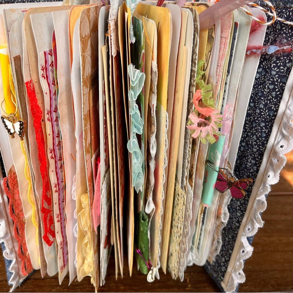 Junk Journal Vintage Cottagecore Country Granny Floral Flowers Decorated 3 Sig - Picture 16 of 16
